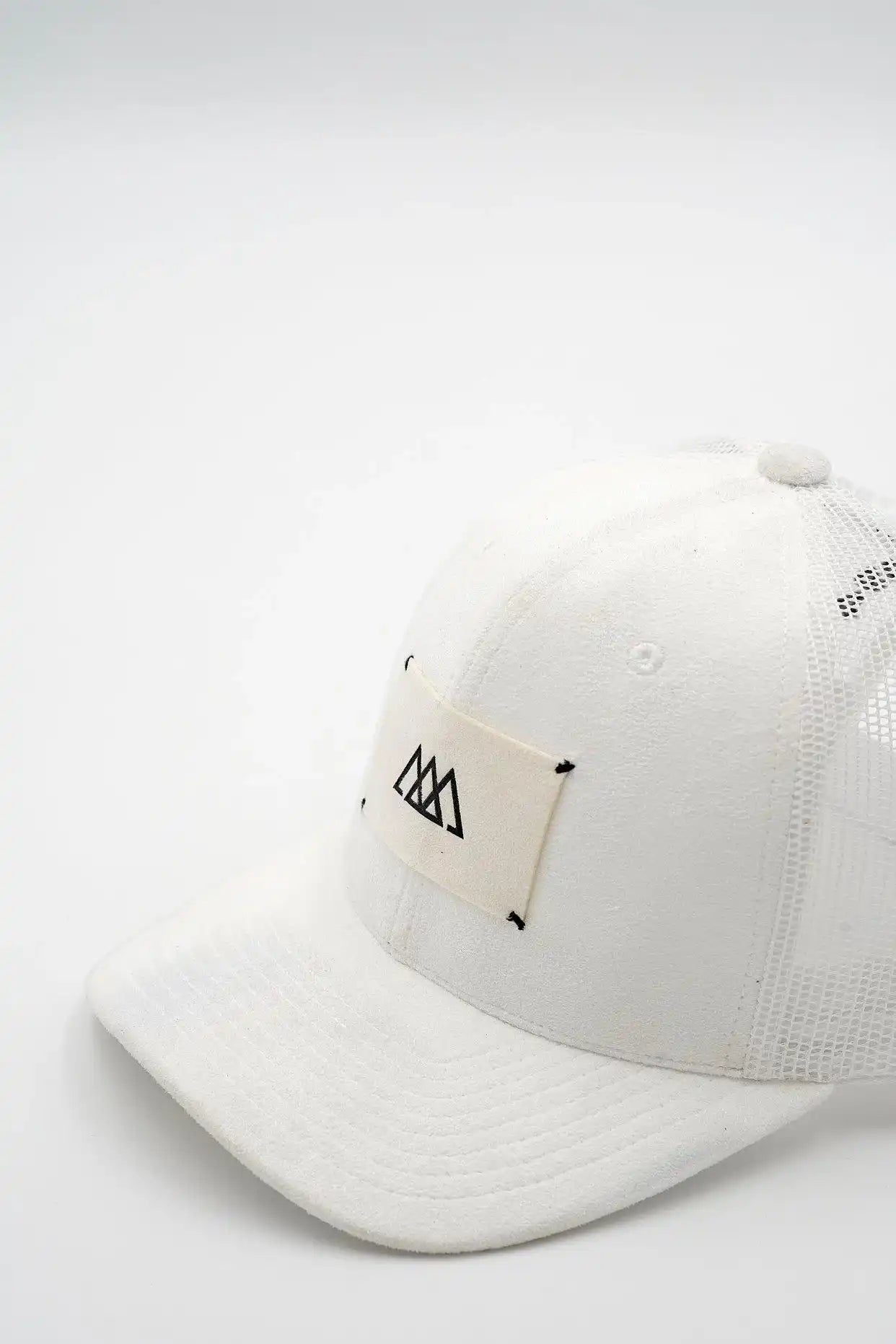 Limited Alcantara® Cap | Salt White / Vintage White - DSPLACE