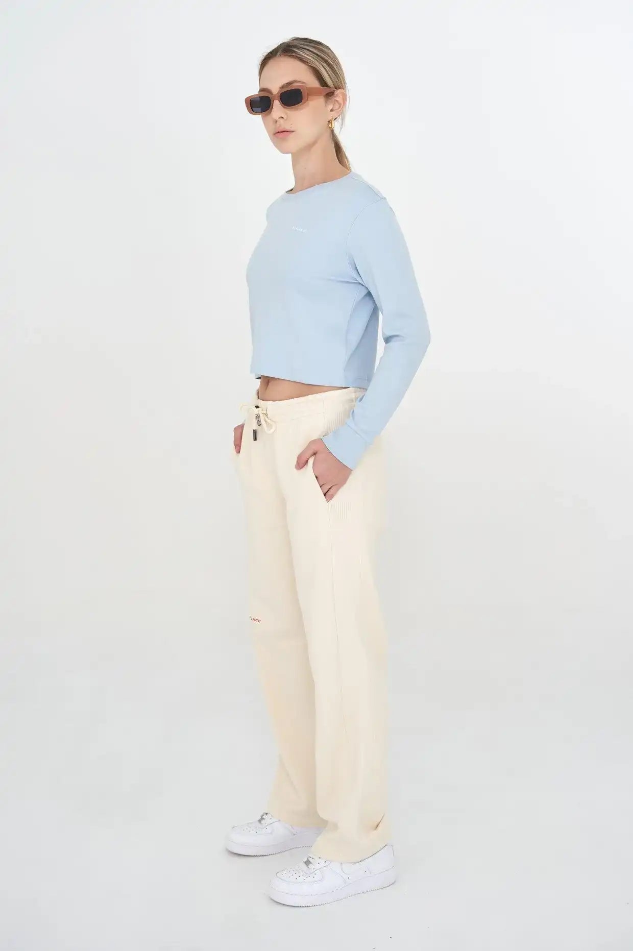 Novita Tee - Sky Blue - DSPLACE