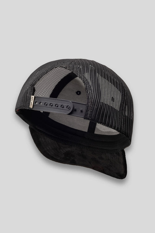 The Heat Alcantara® Cap - Black / Black