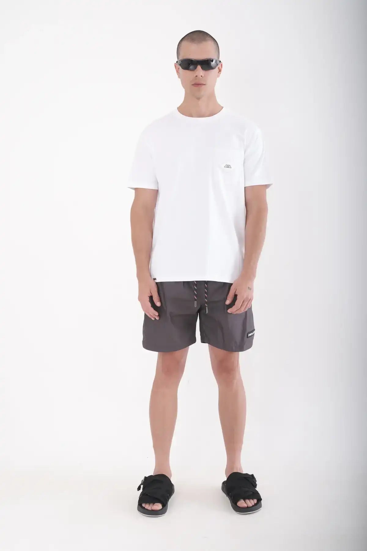 VE. The Kastro Shorts - Gunmetal Gray